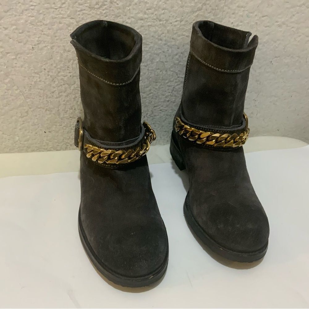 Jimmy Choo 132 Daze Waxed Toe Suede Chain Moto Combat Booties SZ 36/US 6 - Picture 10 of 13
